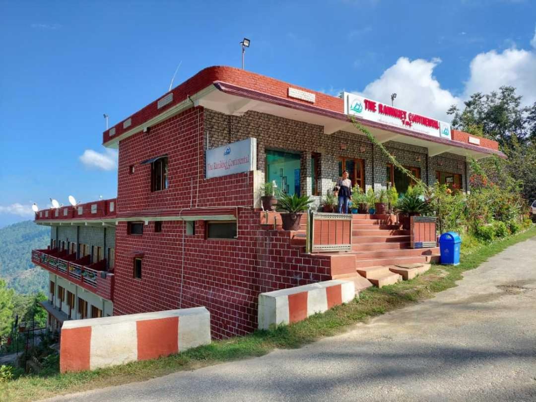 Отель The Ranikhet Continental Экстерьер фото